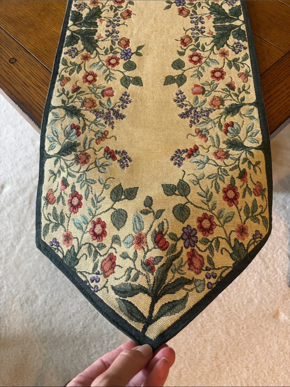 Floral Cream Table Runner